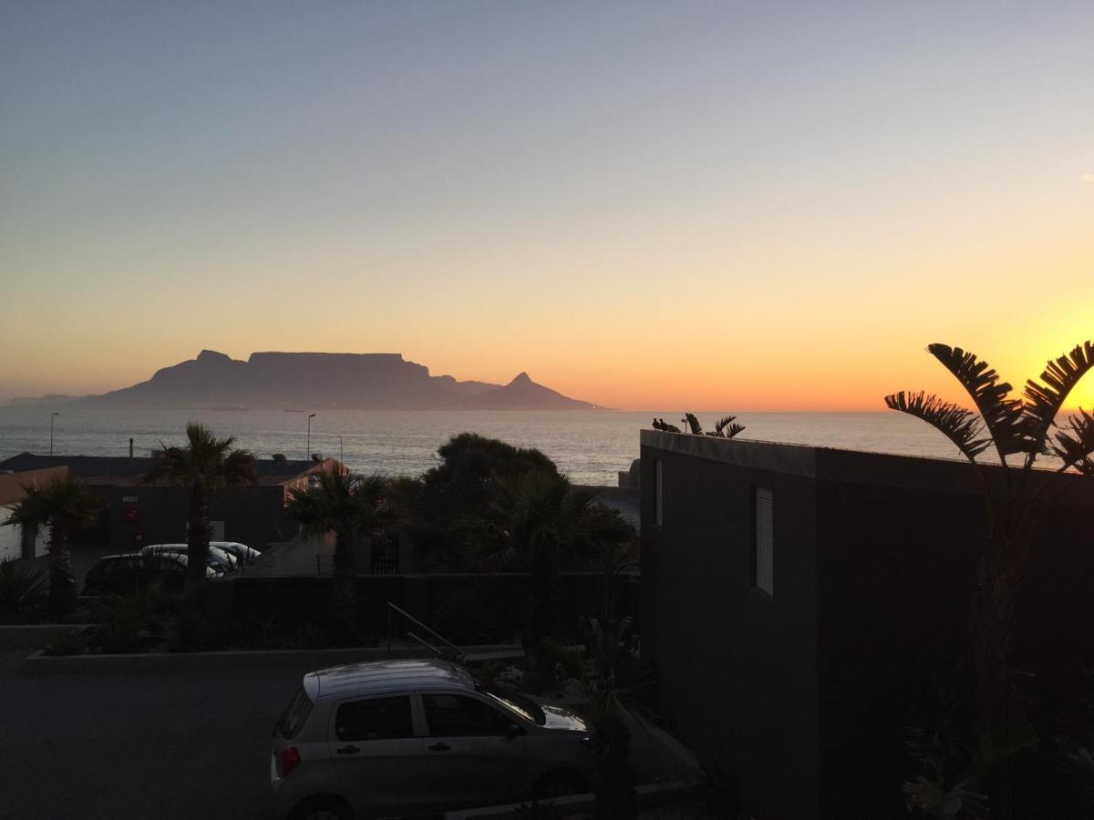 Heaven On Earth - Blouberg Beachfront Self-Catering Apartment Bloubergstrand Eksteriør bilde