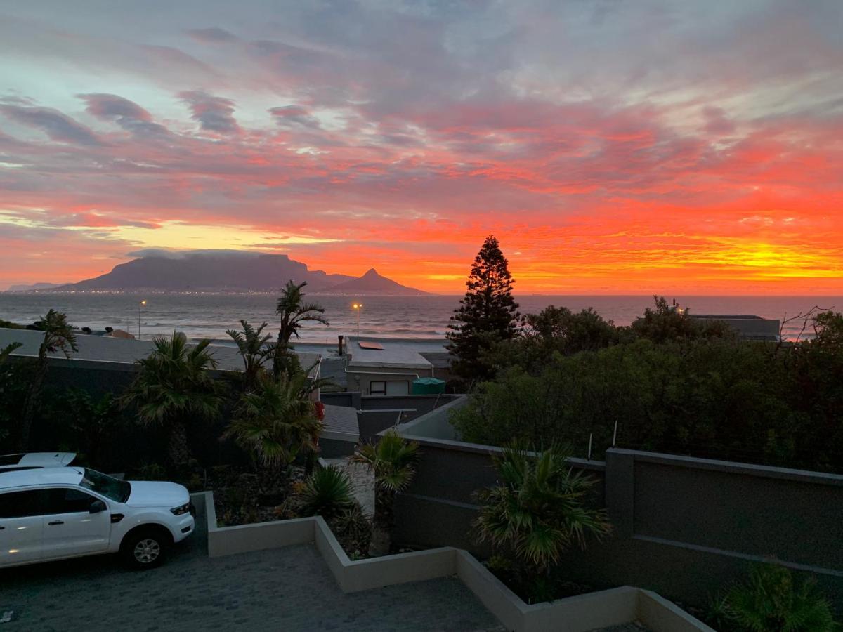 Heaven On Earth - Blouberg Beachfront Self-Catering Apartment Bloubergstrand Eksteriør bilde