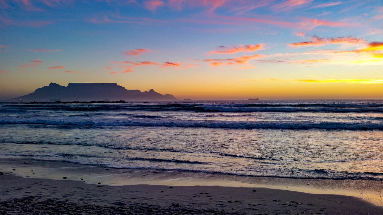 Heaven On Earth - Blouberg Beachfront Self-Catering Apartment Bloubergstrand Eksteriør bilde
