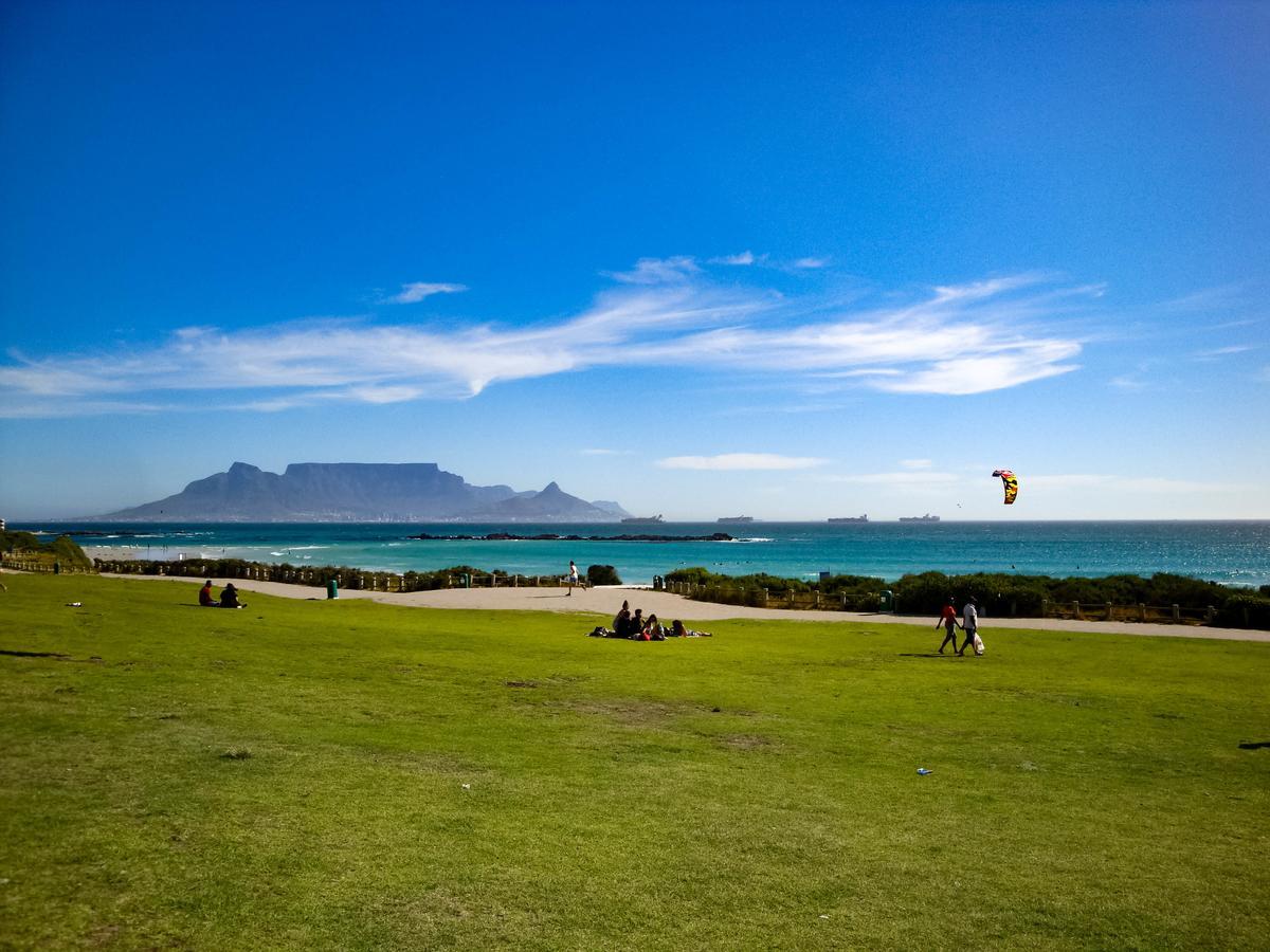 Heaven On Earth - Blouberg Beachfront Self-Catering Apartment Bloubergstrand Eksteriør bilde