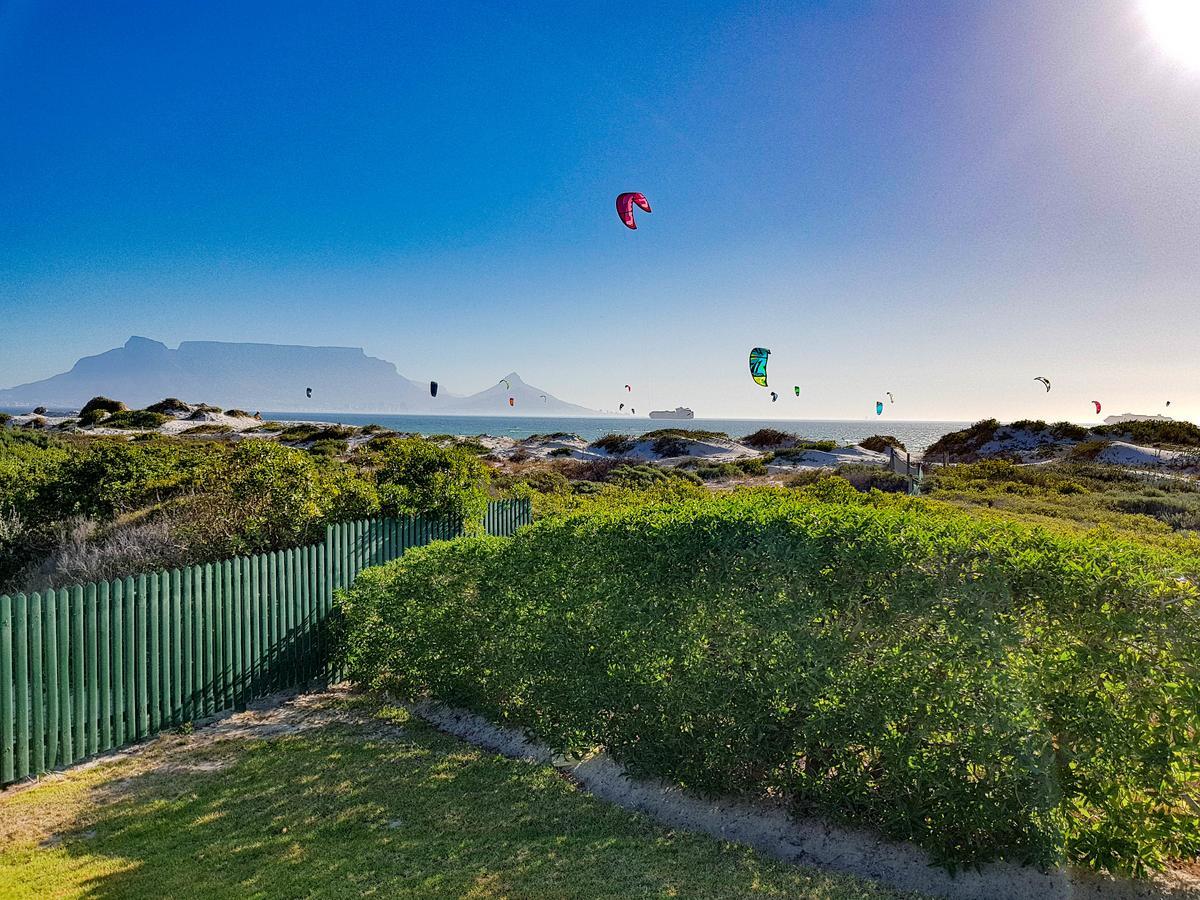 Heaven On Earth - Blouberg Beachfront Self-Catering Apartment Bloubergstrand Eksteriør bilde